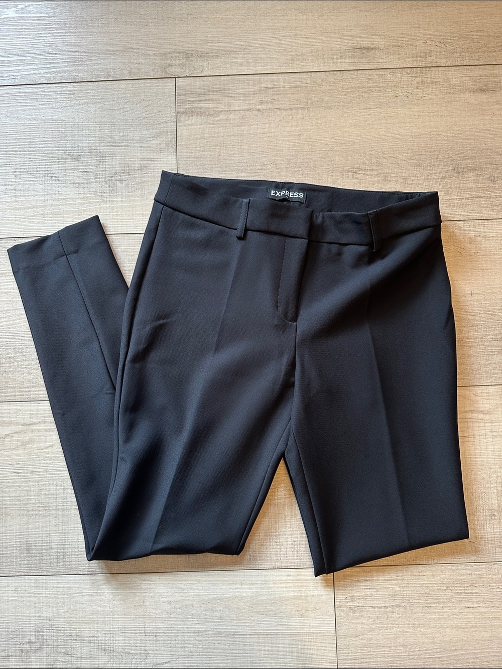 Express mid rise skinny dress pants, size 8